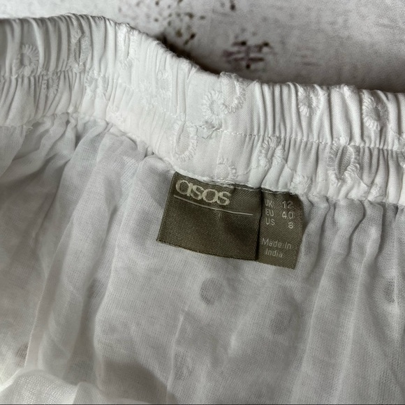 Asos Tiered Eyelet Mini Skirt Size 8 - Picture 2 of 7